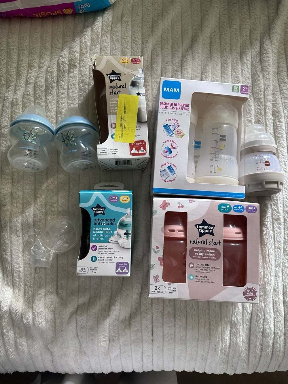 Assorted Tommee Tippee and MAM Anti-Colic Baby Bottle Bundle (8 Bottles Total)